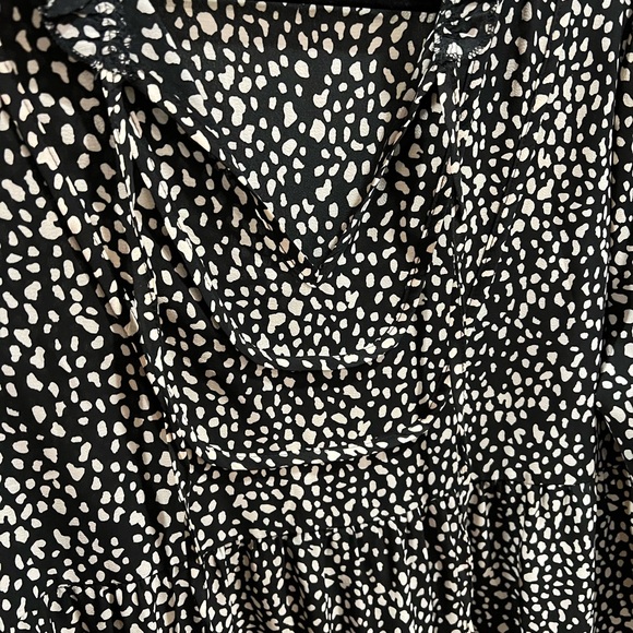 Black & white babydoll dress size large - Picture 3 of 4